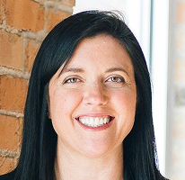 Responsable du support client Sophie Hartwell, portrait d'équipe de service.